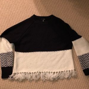 AQUA black and white sweater perfect condition
